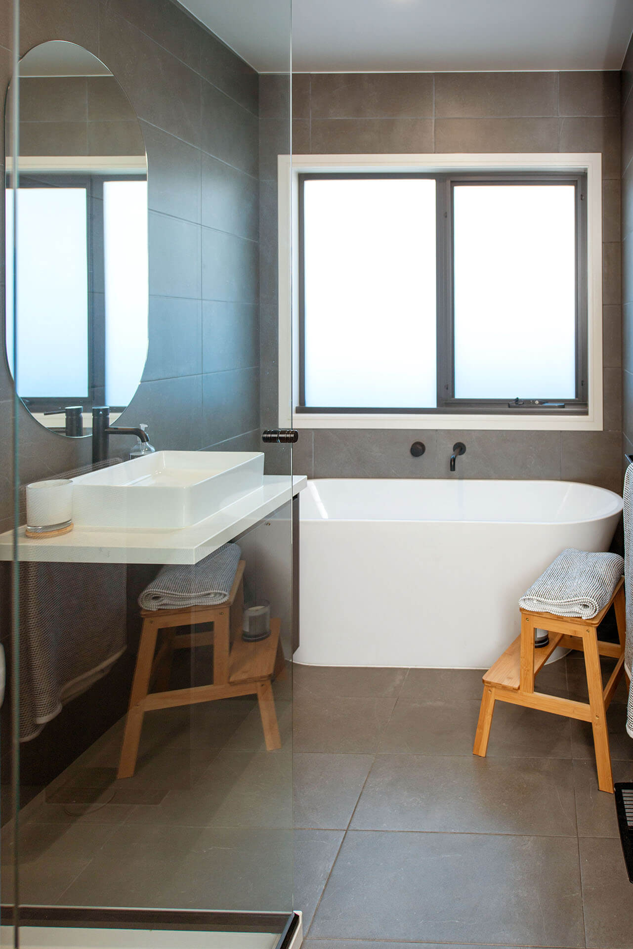 Bathroom by New Home builders | Ryan Brothers Building Drysdale