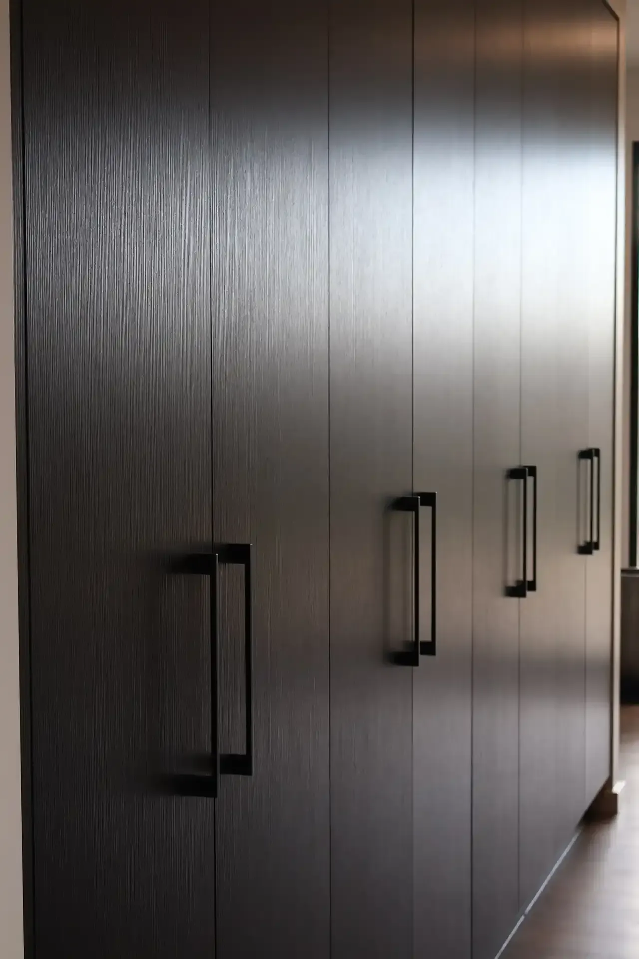 Linen Cupboards in a new home built in St Leonards by master builder, Ryan Brothers Building