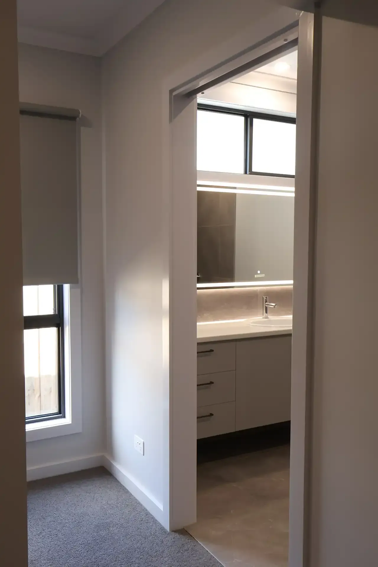 Bathroom in a new home built in Brown Hill, Ballarat by master builder, Ryan Brothers Building
