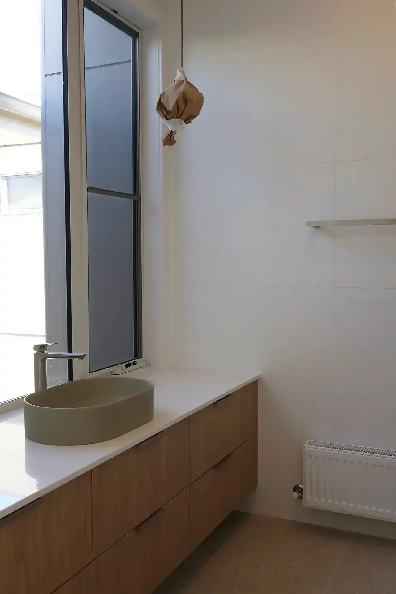 Ensuite in a new home built in Anglesea by master builder, Ryan Brothers Building