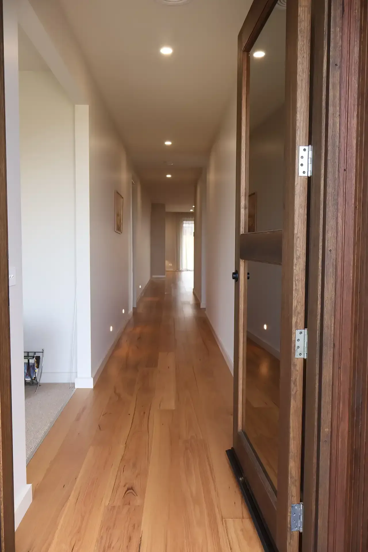 Entrance in new home built in Warrnambool by master builder, Ryan Brothers Building