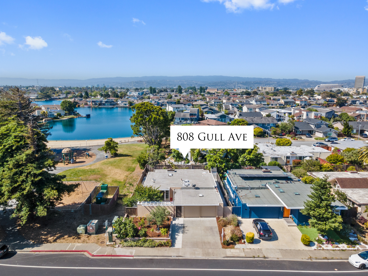 An aerial view of a house on 808 gull ave