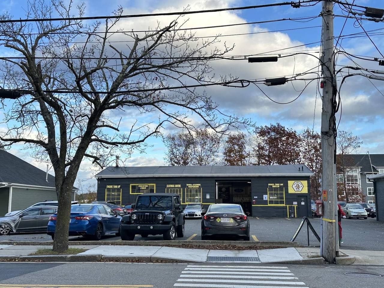 No Name Auto Repair shop at 64 Broadway in Norwood, MA