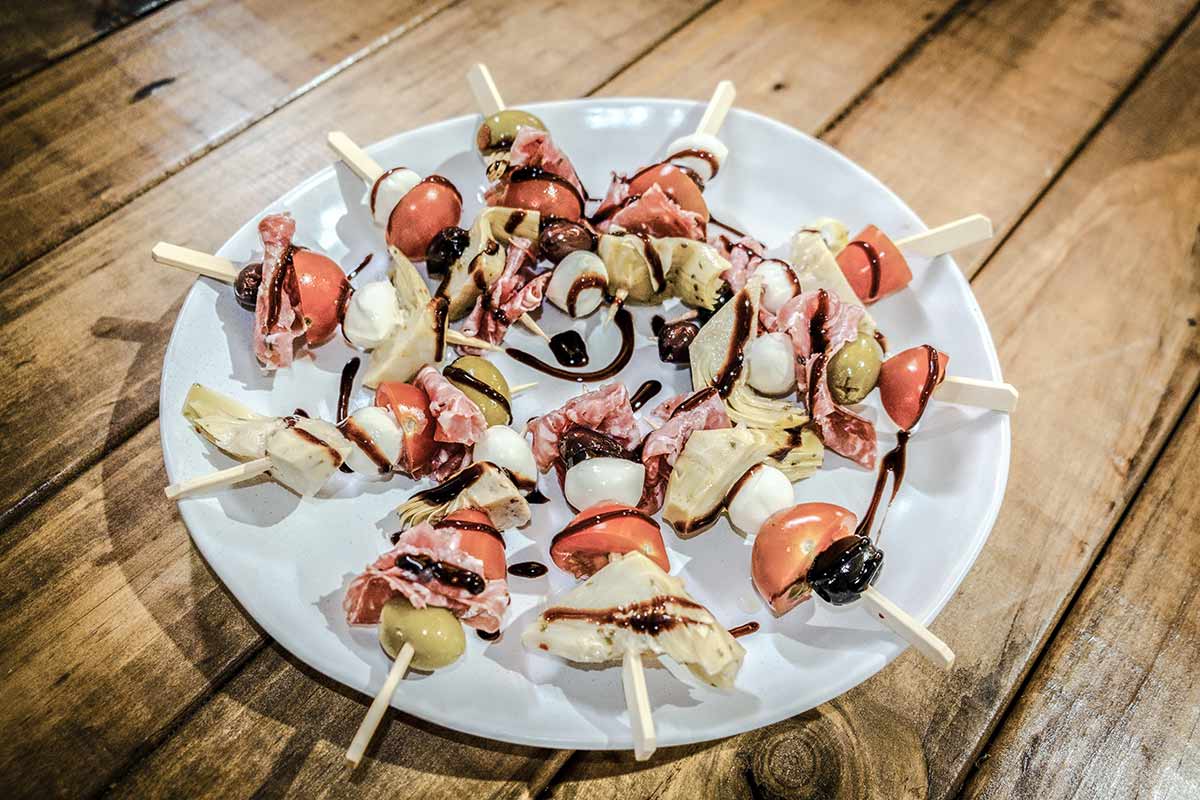 Vanden Estate Winery Food Menu - Platters, Breads, Dips, Pizzas