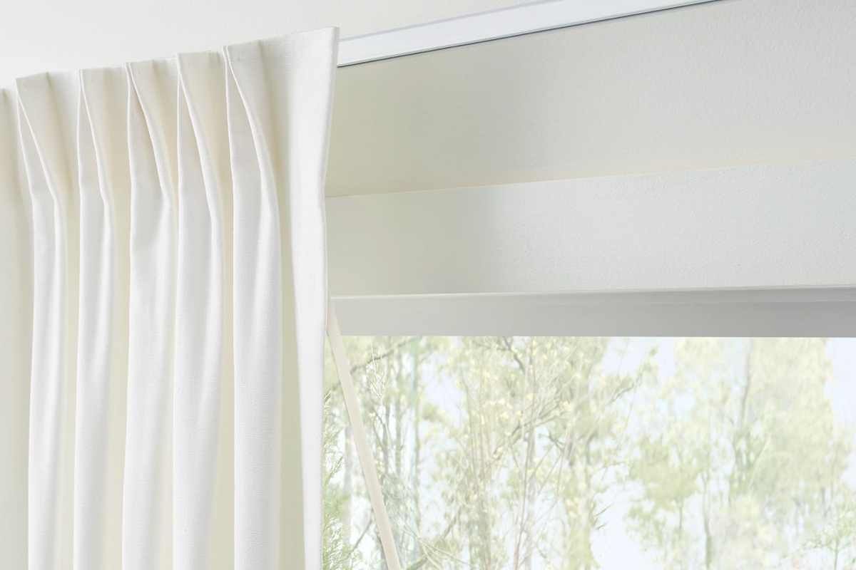 Hunter Douglas Drapery Traverse Rail