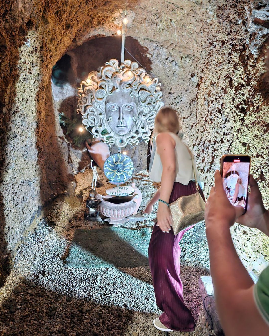 Grotta a Nemi