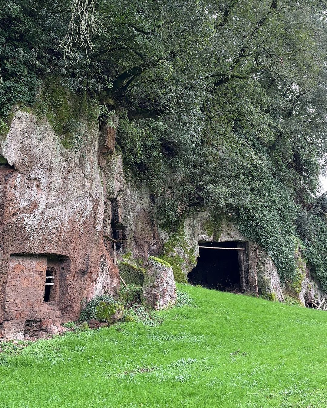 Necropoli Sutri
