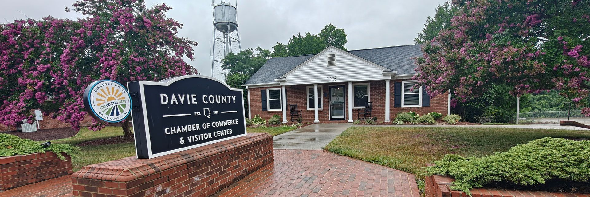 Davie County Chamber of Commerce building and sign
