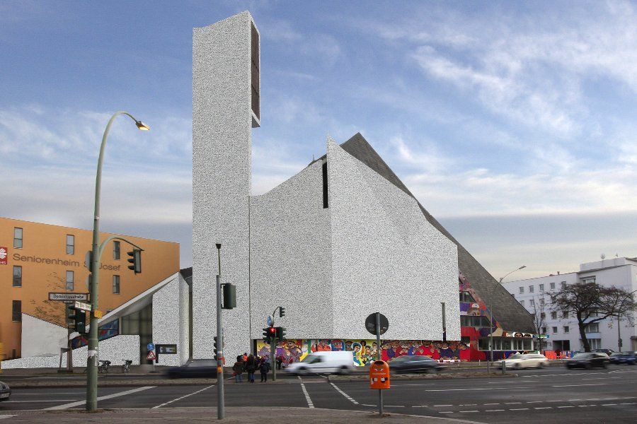 Eine künstlerische Darstellung einer Kirche mit einem pyramidenförmigen Turm
