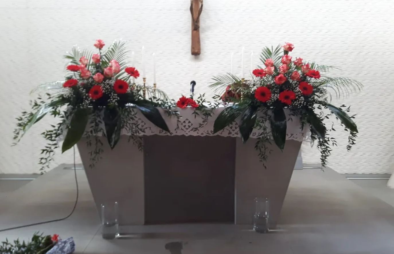 Altare con fiori