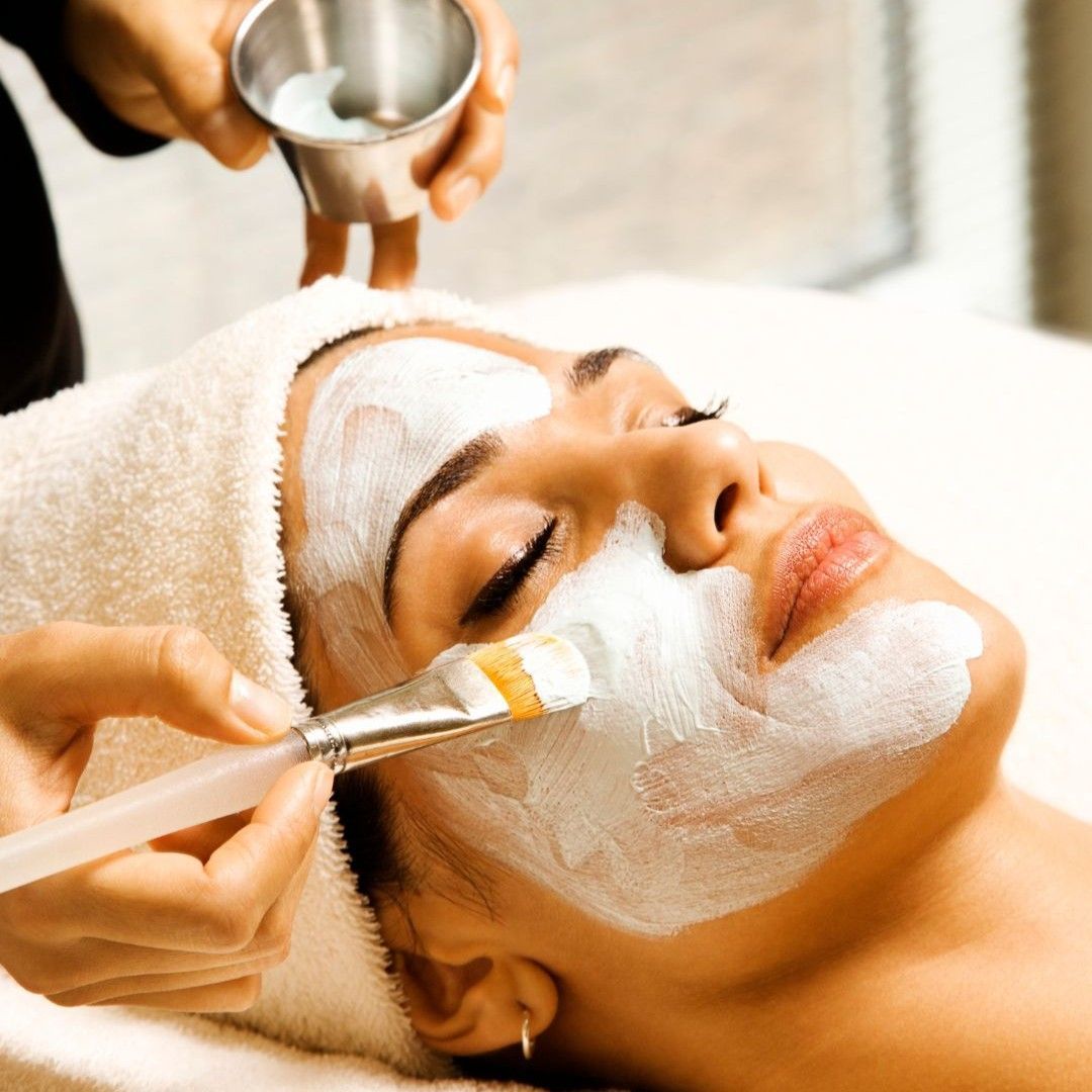 Entspannendes Facial bei JOLU
