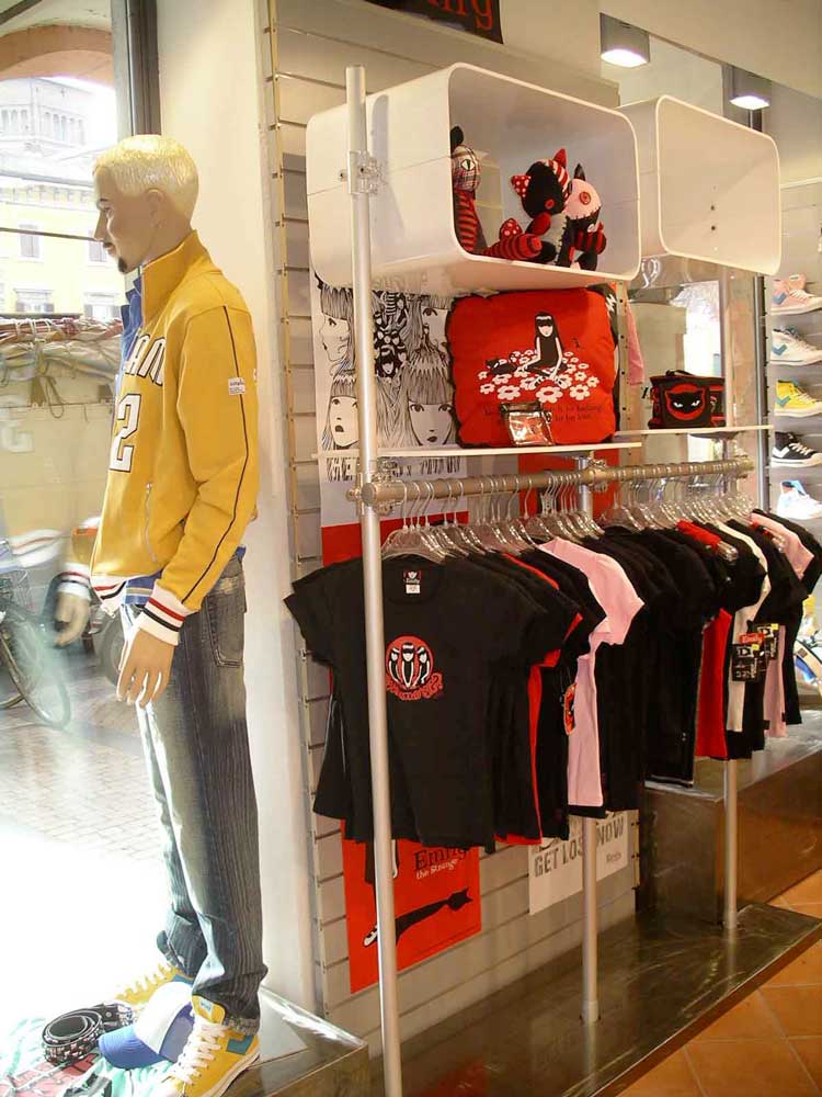 customizable shop display