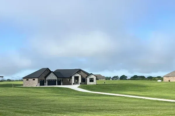 landscaping in kansas city mo