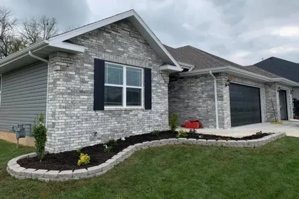 custom landscaping in strafford mo