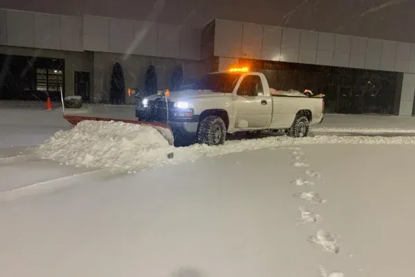 dependable snow and ice removal in ozark mo