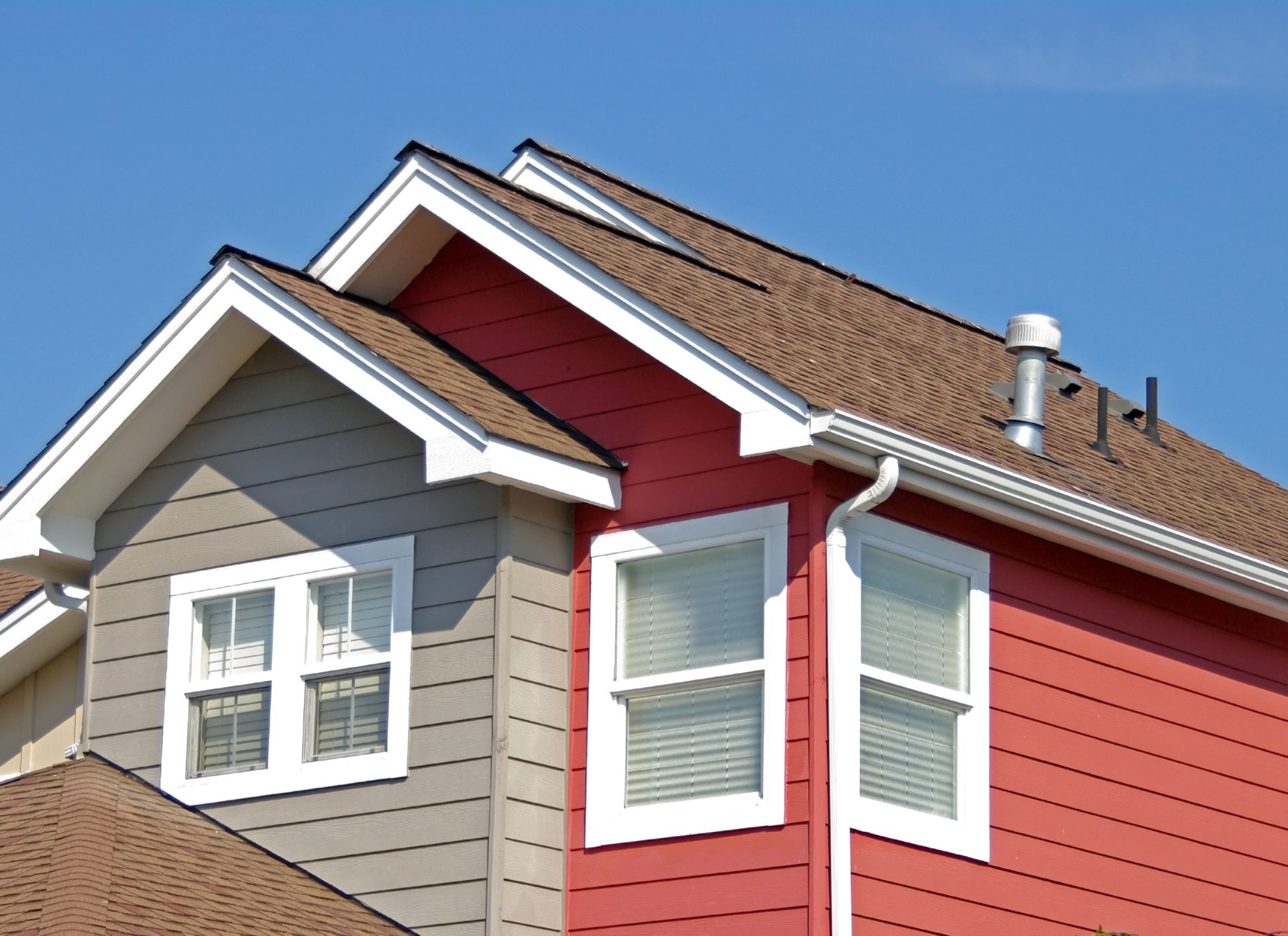 White Gutters — Wisconsin Rapids, WI — JCS Seamless Gutters