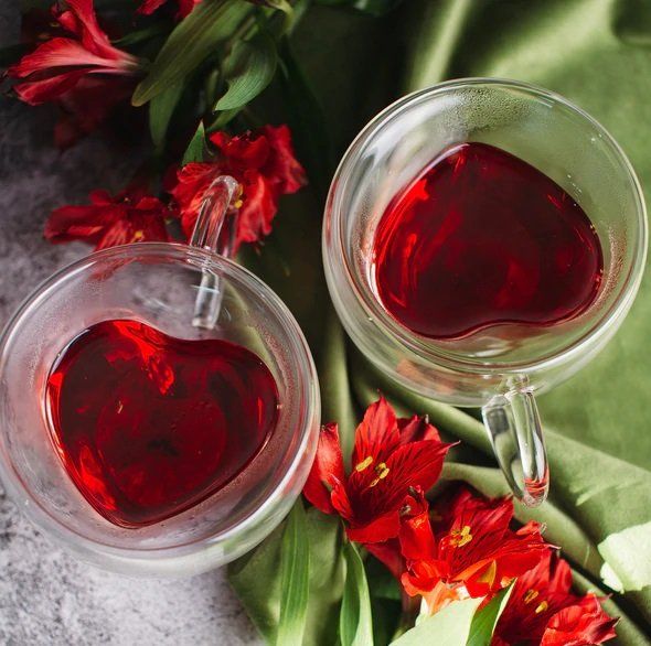 Heart Shaped Teacups Set Heart Shaped Teacups Set