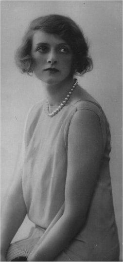 Gladys Cooper, early 1920's - www.gladyscooper.com