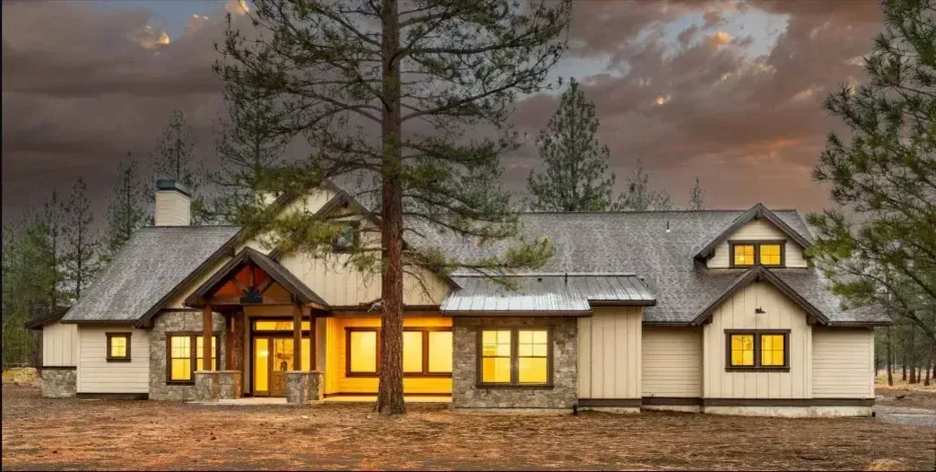Custom Built Cabin in Bend Oregon, by Mountain High Builders, Inc. Custom Built Cabin in Bend Oregon, by Mountain High Builders, Inc.