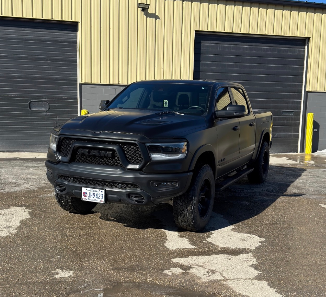 How to Keep Your Car Clean When Parking Outside in Winter (Winnipeg Tips)
