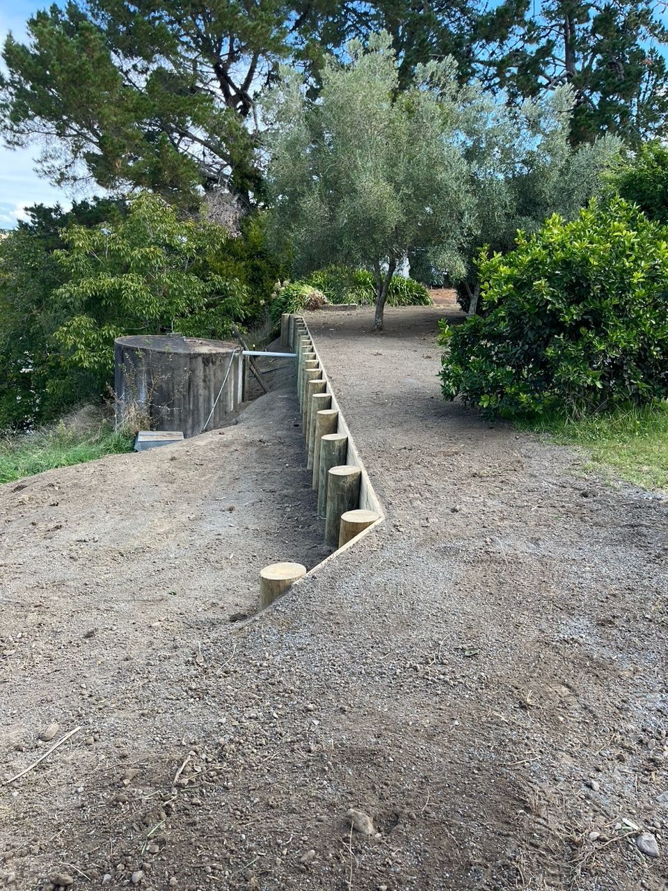 RETAINING WALLS