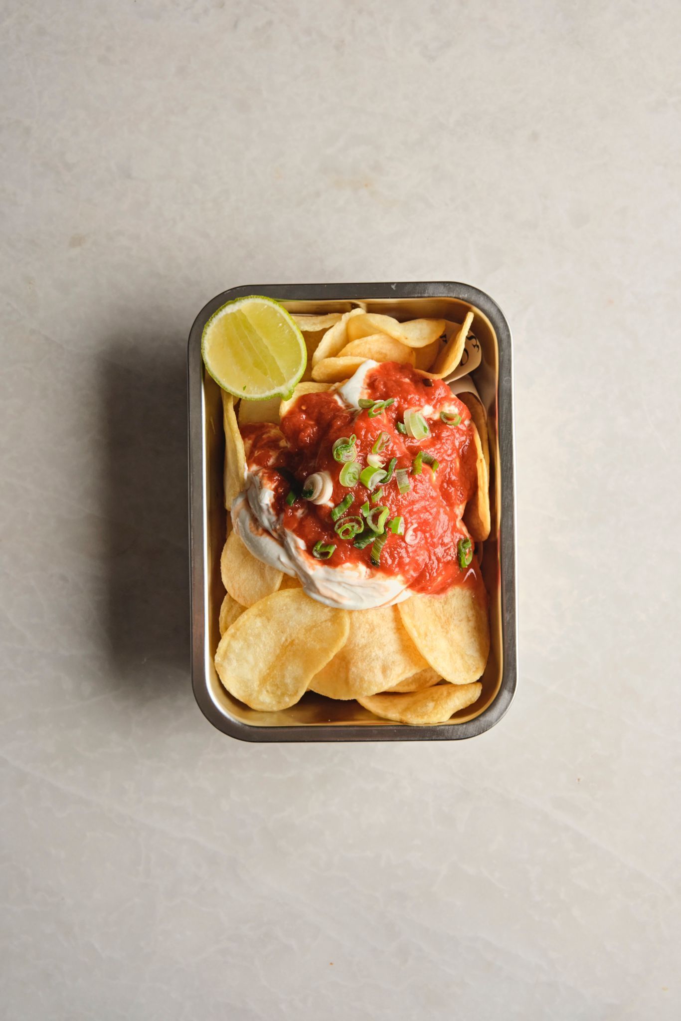 <b>homemade round french fries</b><br>tomato sauce and yogurt (425 gr.)<br>560 kcal