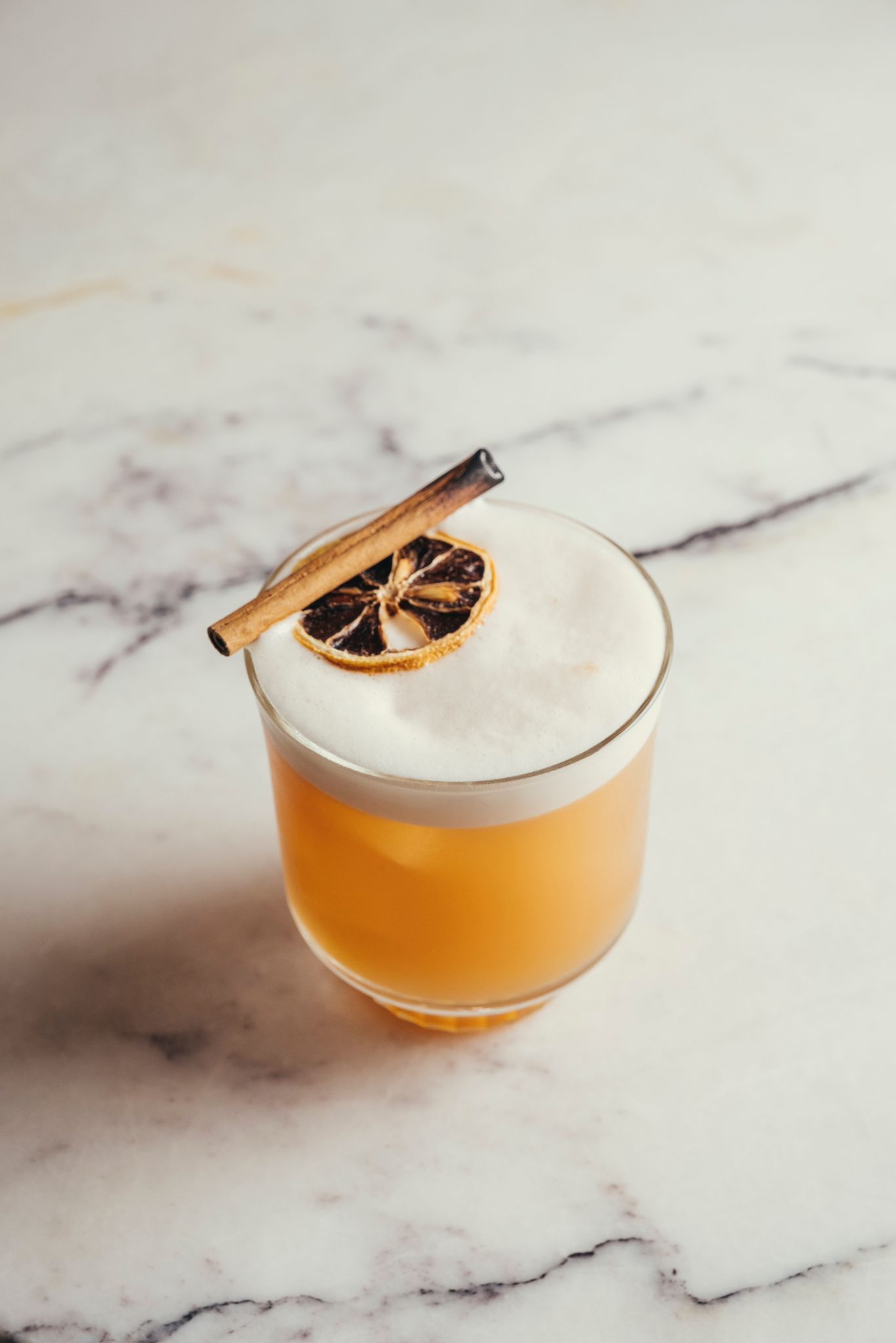 <b>Agrilia Wind</b><br>jw black label cinnamon satsuma-infused aperol citrus blend<br>245 kcal