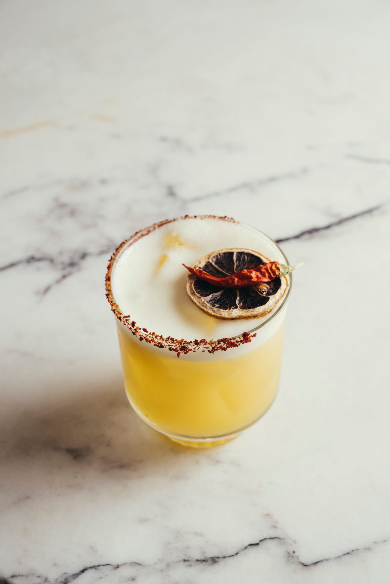 <b>Chilli Arte </b><br>casamigos chilli peper-infused triple sec citrus blend<br>235 kcal