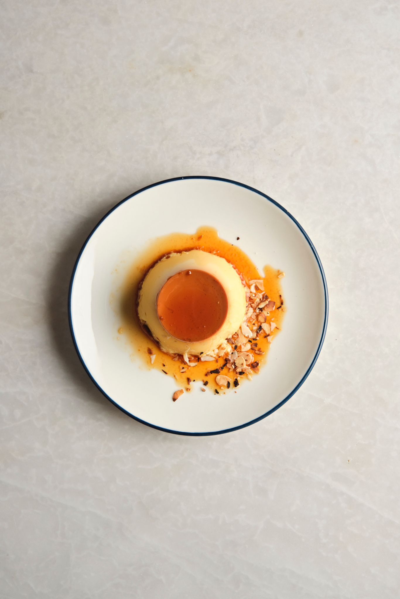 <b>custard pudding</b><br>(310 gr.) 360 kcal