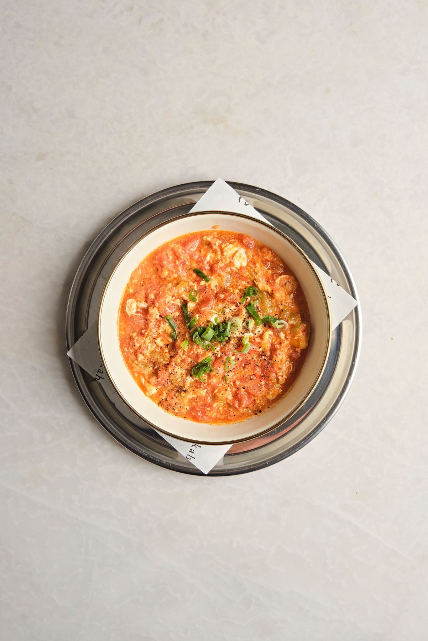<b>menemen</b><br>(300 gr) (620 kcal)