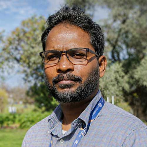Dr Senthooran Arudshivam