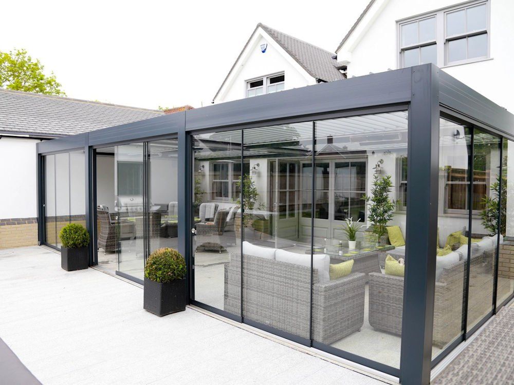 Glass rooms & Bioclimatic pergolas