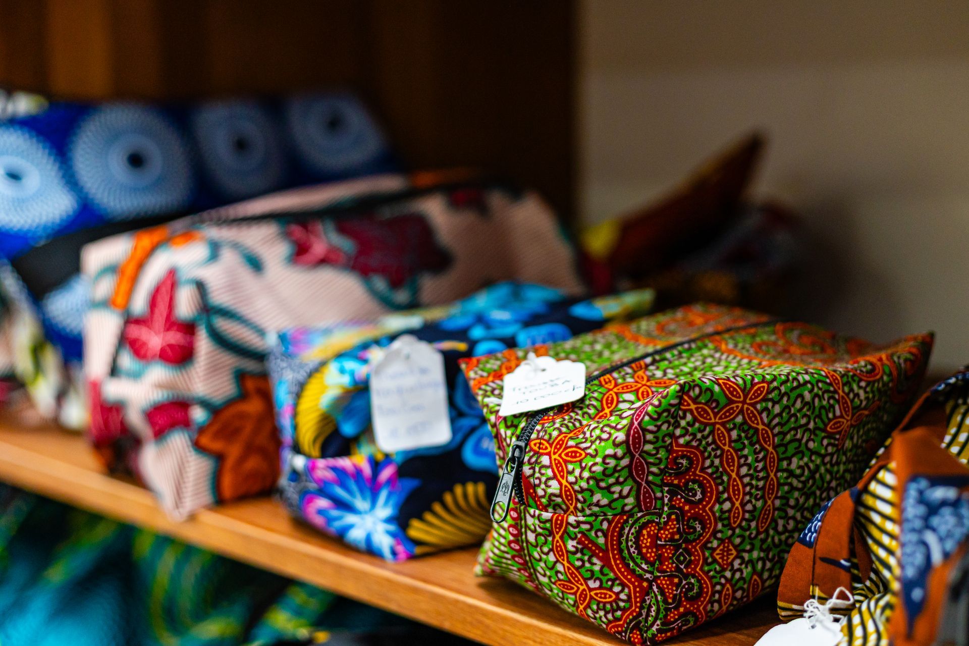 TROUSSE DE MAQUILLAGE TOUBA