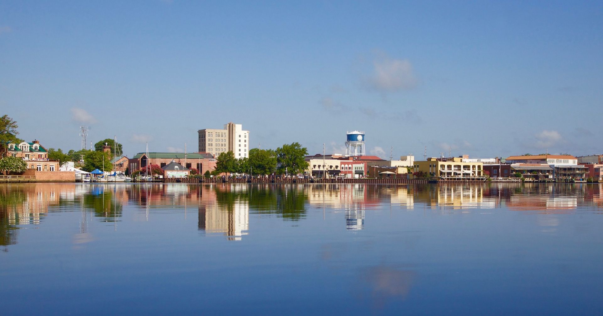 Elizabeth City Harbor and Boating Community | Historic Albemarle Highway