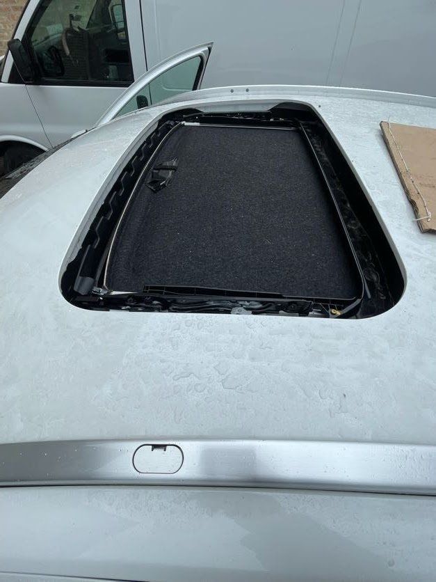 Sunroof-Repair-Replacement-Chicago-IL