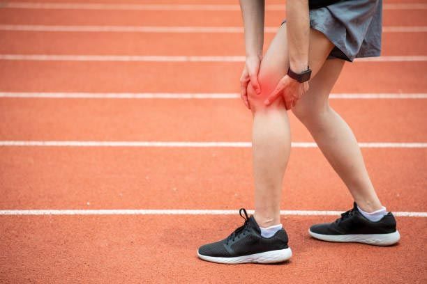 Knee pain during running and physiotherapy treatment for injury recovery