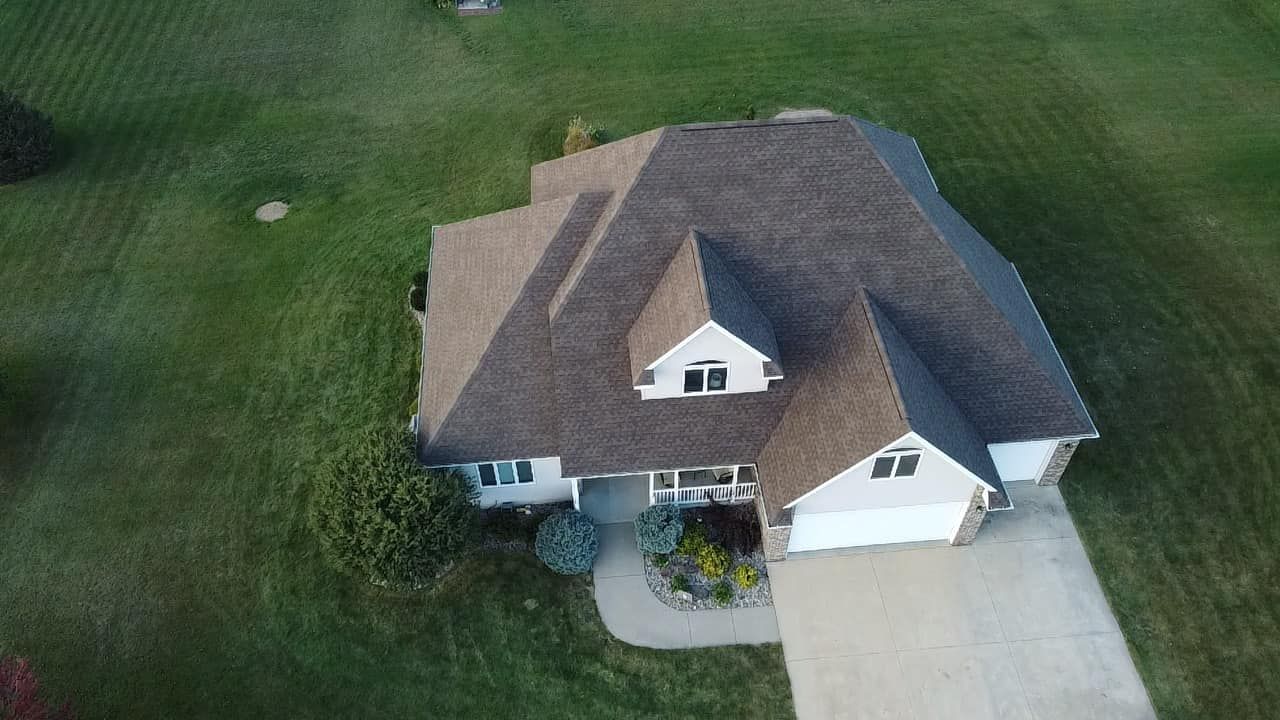 Driftwood Asphalt Shingles - Waverly, IA - JD Builders, LLC