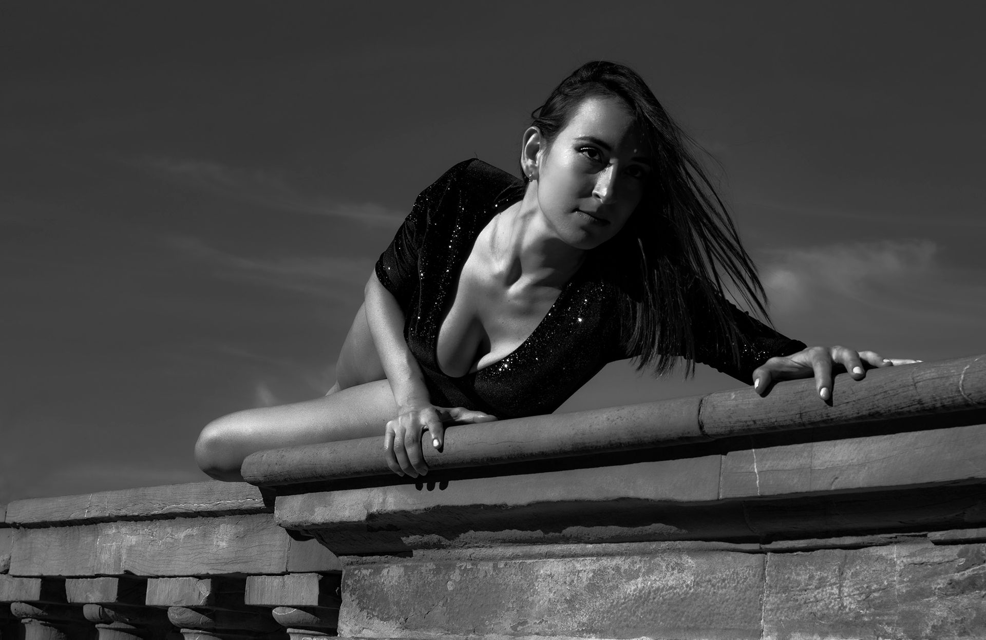 Ritratti introspettivi: viaggio di riscoperta personale in fotografia. Shooting modelle Firenze-Pisa-Toscana. Prenota con Barbara Bertini
