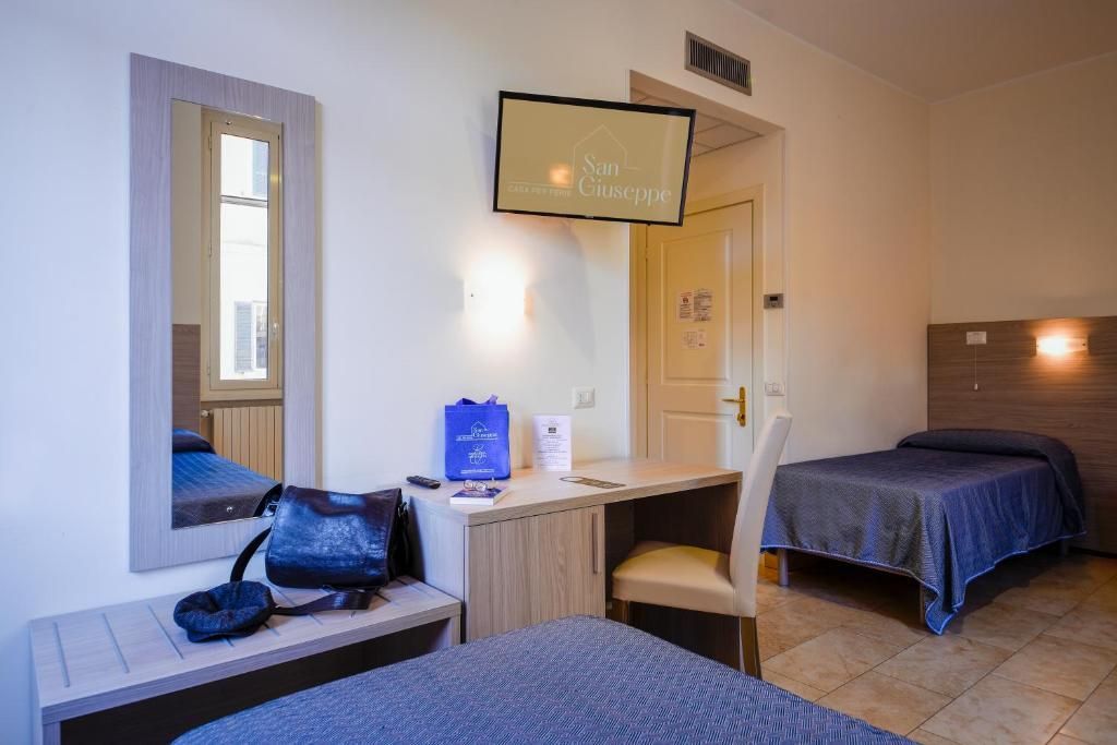 camera tripla hotel Roma