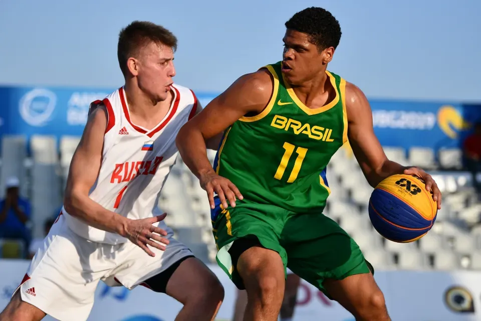 A basketball player with the number 11 on his jersey