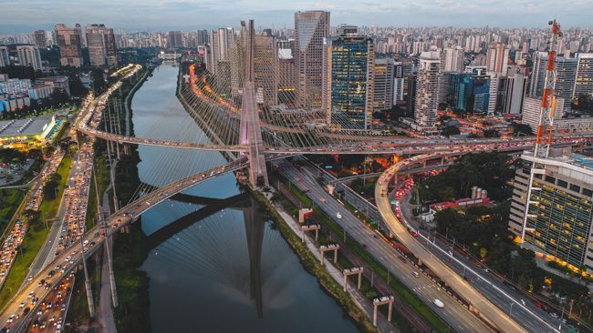 A panoramic view of the Tiete river with the