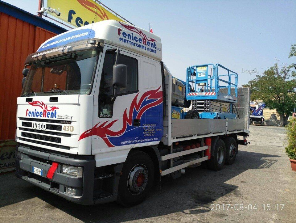 Camion per piattaforma aerea