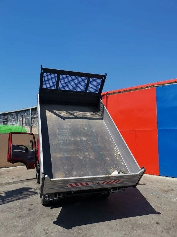 Camion scarrabile