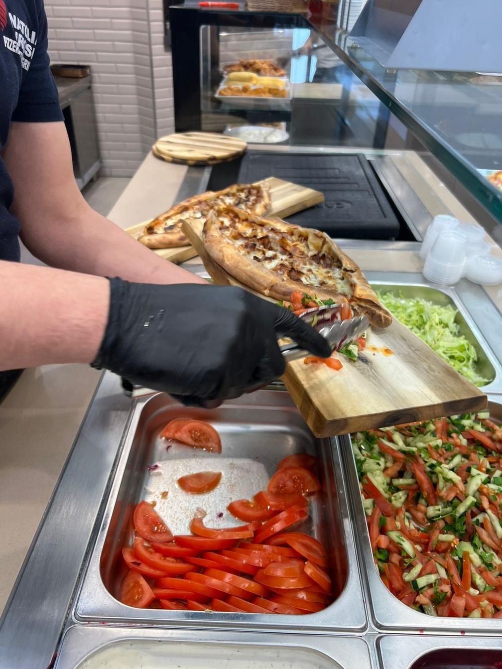 K2 Since 1983 KEBAB e PIZZA TACOS CHICKEN