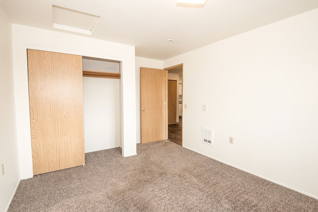 Rivercrest Apartments Sheridan OR SMI Property Management