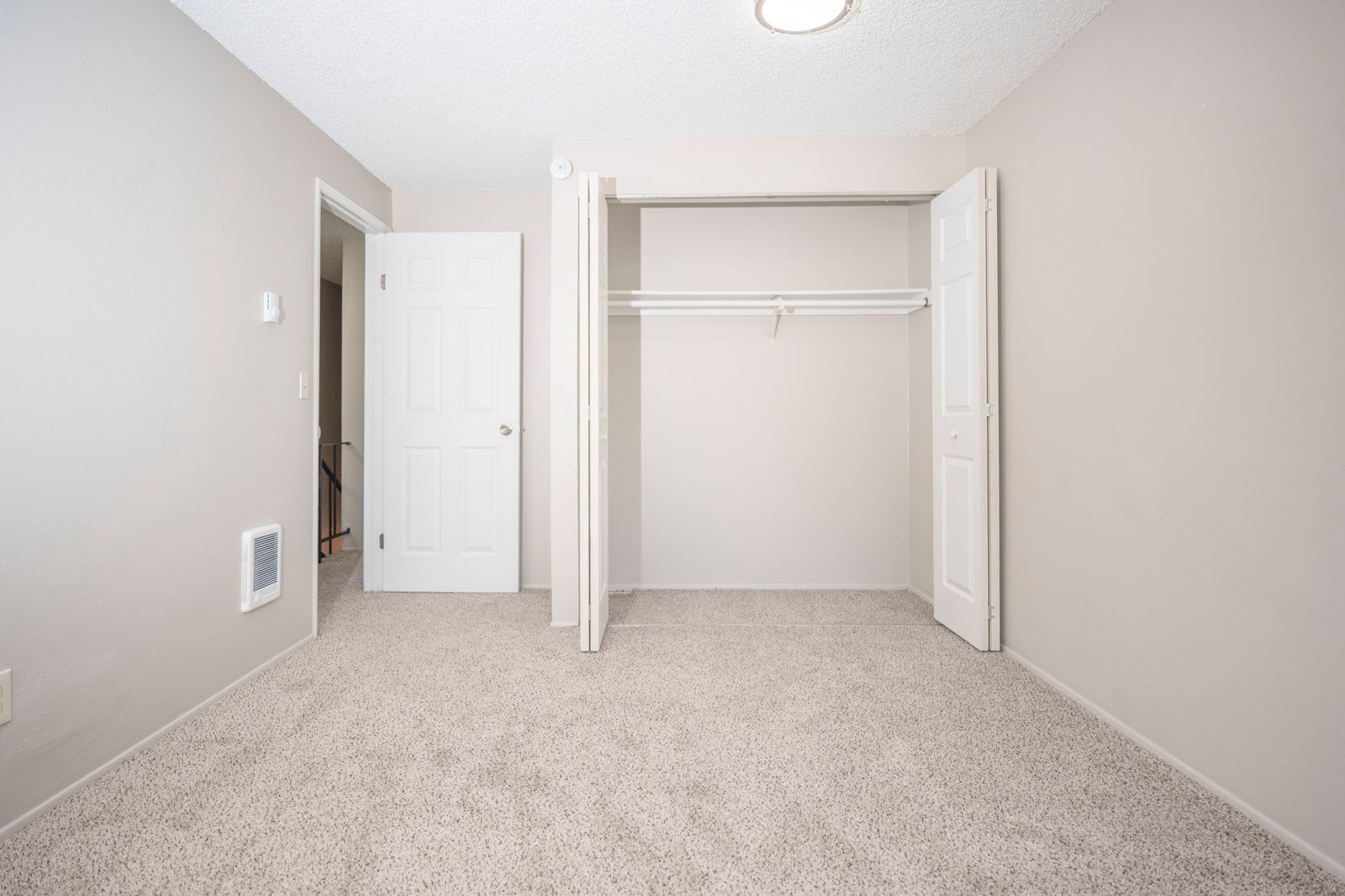 Elmwood Village indoor bedroom photograph