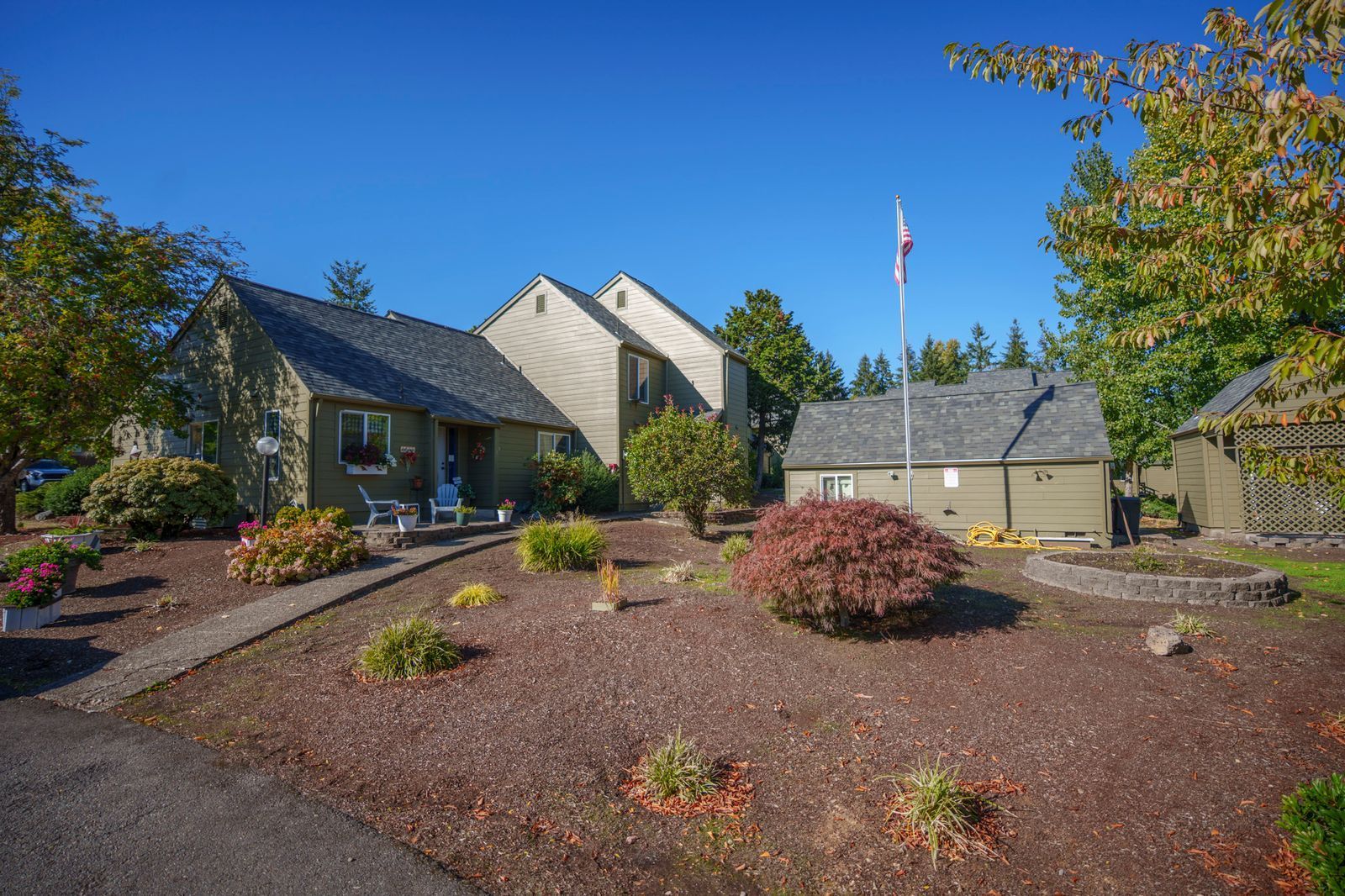 Elmwood Village outdoor photograph