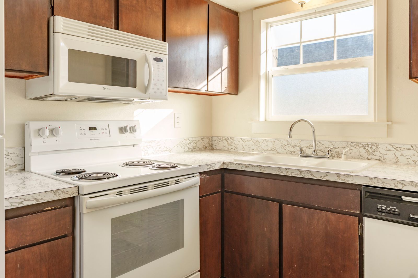 Monmouth Villas 2x1 interior kitchen