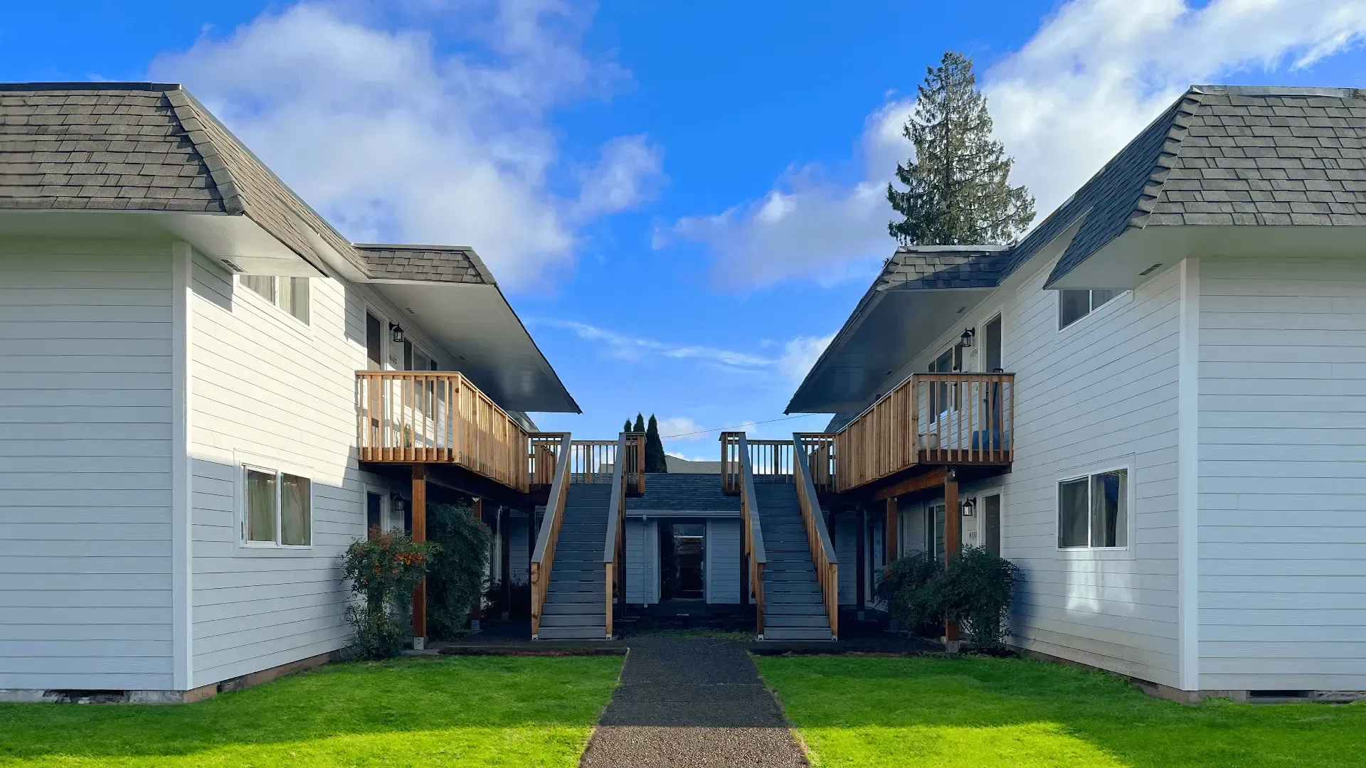 Summerwood Apartments - SMI Property Management - Salem, Oregon 97305