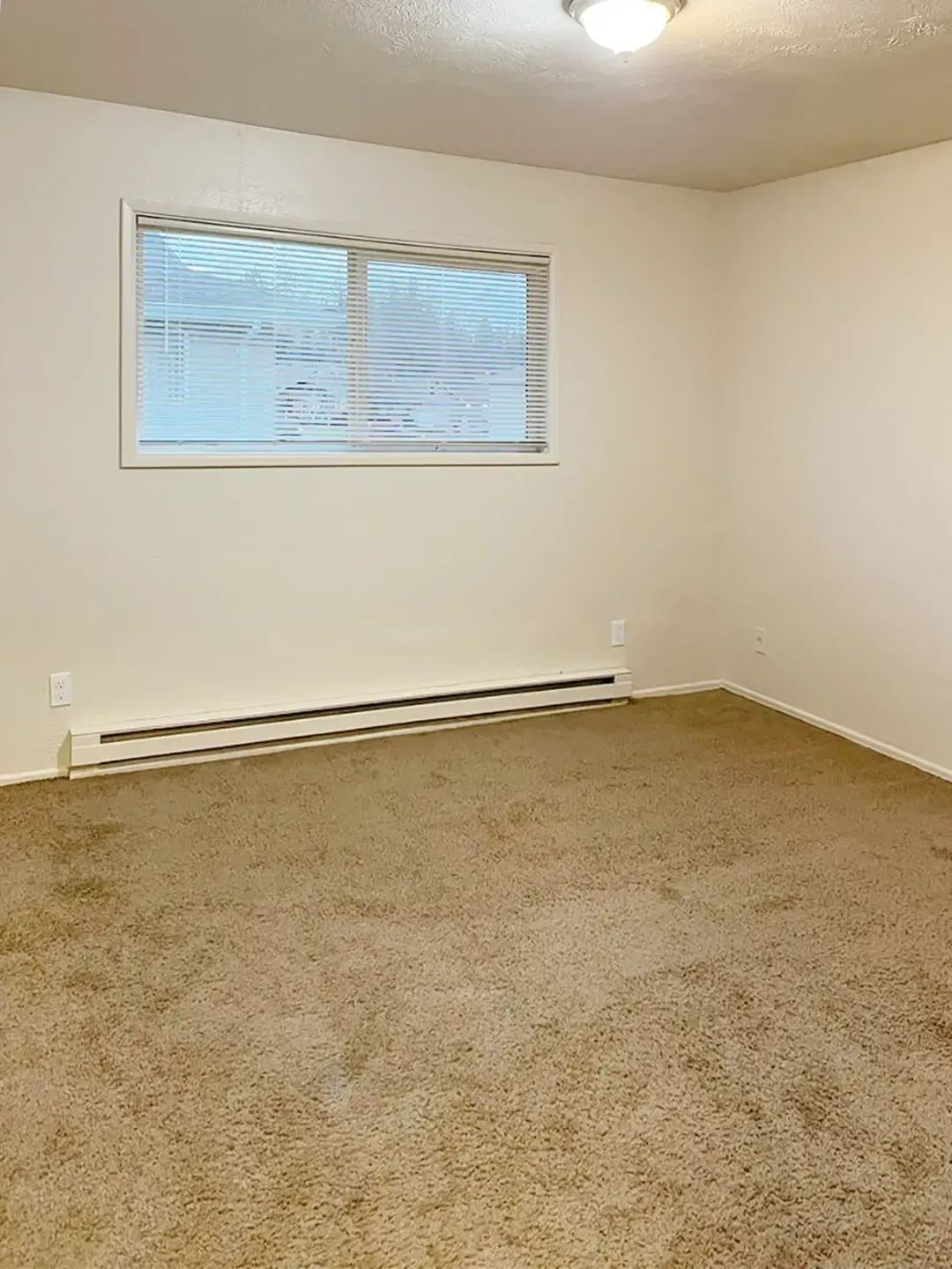 Summerwood Apartments - 4235 Fir Rest Way NE, Salem, OR 97301 - SMI Property Management
